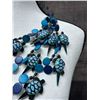 Image 4 : Vintage 3-Strand Necklace of Lacquered Carved Coconut in Honu Turtle Shapes 22"L