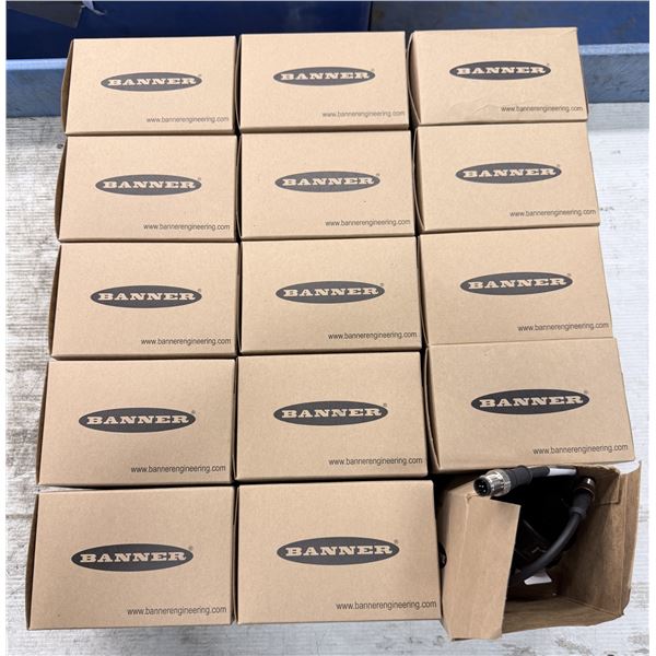 Lot of (12) Banner #B-TL70-Q1PMA Light Tower Base Modules