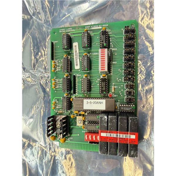 Avery Label Micro Control #1939-07-0000