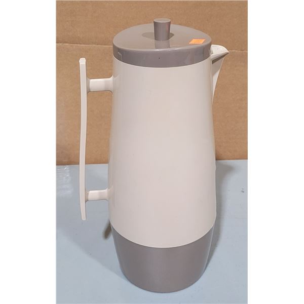 Aladdin's Beverage Butler Thermos Pitcher