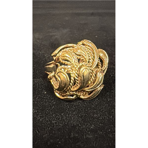 APPROX 10K LADIES RING (6.1G)