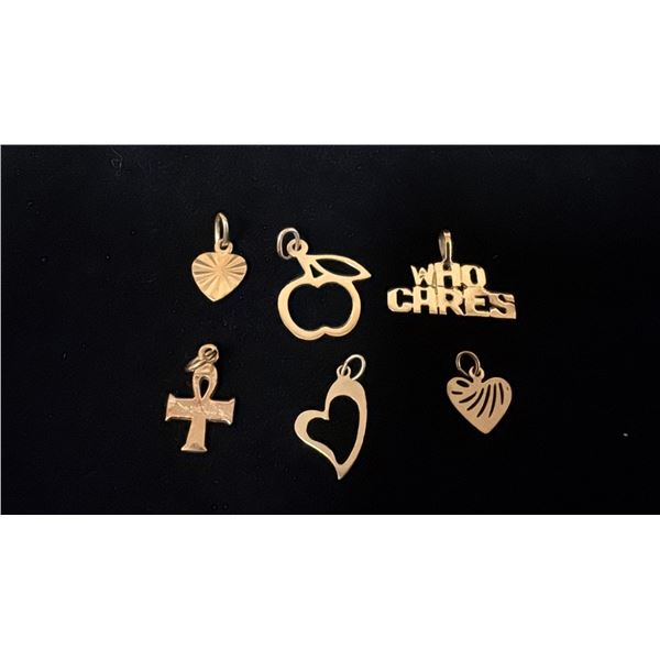 SIX APPROX 10K+ CHARMS (3.3G)