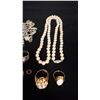 Image 4 : MISC JEWELRY (10.4G GOLD & 92.6G SILVER CONTENT)