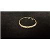 Image 2 : APPROX 18K LADIES WEDDING RING (2.1G)