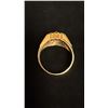 Image 3 : APPROX 10K MENS PINKY RING SET WITH BLUE STONE (6.1G)