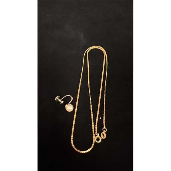 APPROX 14K CHAIN (16") AND SINGLE APPROX 10K EARRING SET WITH PEARL (3.2G)