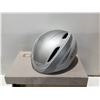 Image 2 : CASQUE DE VÉLO GIRO AIR ATTACK, TAILLE L, ARGENT