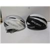 Image 1 : LOT DE 2 CASQUES DE VÉLO GIRO AIR ATTACK, TAILLE L, COULEURS ASSORTIES, SANS BOÎTE
