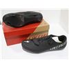 Image 1 : CHAUSSURES DE VÉLO DE ROUTE SPECIALIZED TORCH 1.0, TAILLE 48 EU, NOIR