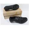 Image 1 : CHAUSSURES DE VÉLO SPECIALIZED REMIX, TAILLE 37 EU, NOIR/BLANC
