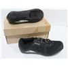 Image 1 : CHAUSSURES DE VÉLO SPECIALIZED REMIX, TAILLE 40 EU, NOIR/BLANC