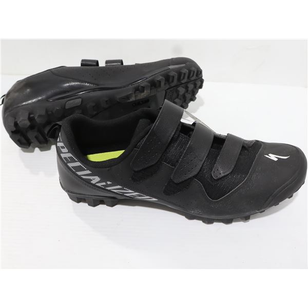 CHAUSSURES DE VÉLO SPECIALIZED, TAILLE 47 EU, NOIR, SANS BOÎTE