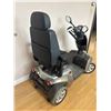 Image 3 : TRIQUADRI-PORTÉ KYMCO MAXER, DÉMONSTRATEUR DE SALLE DE MONTRE, 0 KM