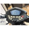 Image 4 : TRIQUADRI-PORTÉ KYMCO MAXER, DÉMONSTRATEUR DE SALLE DE MONTRE, 0 KM