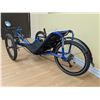 Image 2 : TRICYCLE COUCHÉ CATRIKE POCKET 30 VITESSES, BLEU ÉLECTRIQUE, ASSEMBLÉ