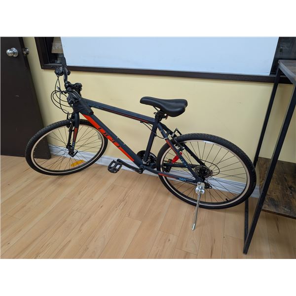 VÉLO DE MONTAGNE DCO XZONE 260, 18 VITESSES, NOIR/ORANGE, ASSEMBLÉ