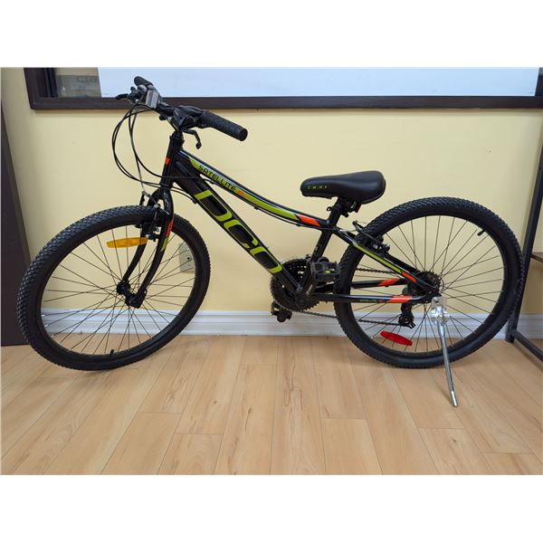 VÉLO DE MONTAGNE JUNIOR DCO SATELLITE AL, 18 VITESSES, NOIR/JAUNE, ASSEMBLÉ
