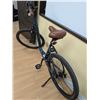 Image 3 : VÉLO HYBRIDE CANNONDALE ADVENTURE 1, LARGE CADRE, 8 VITESSES, VERT SARCELLE, ,