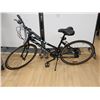 Image 1 : VÉLO DE MONTAGNE GENESIS TRAFIK 1.0 SE FEMME, CADRE MOYEN, NOIR