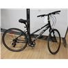 Image 6 : VÉLO DE MONTAGNE GENESIS TRAFIK 1.0 SE FEMME, PETIT CADRE, NOIR