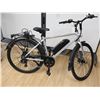 Image 6 : VÉLO ÉLECTRIQUE WOLFF LYRA, ARGENT