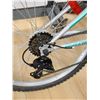 Image 6 : VÉLO POUR FILLE LYNX, CHROME/TURQUOISE/CHARBON