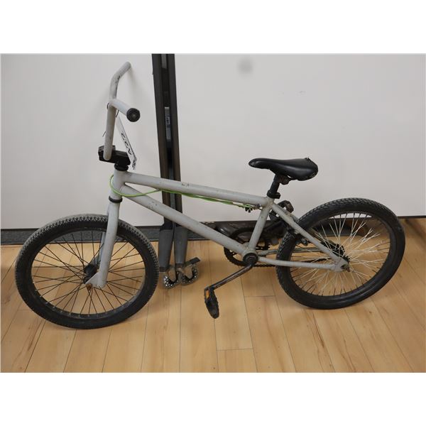 VÉLO BMX, GRIS, USAGÉ