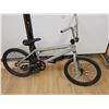 Image 2 : VÉLO BMX, GRIS, USAGÉ