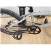 Image 4 : VÉLO BMX, GRIS, USAGÉ