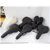 Image 1 : LOT DE 6 SELLES DE VÉLO ASSORTIES