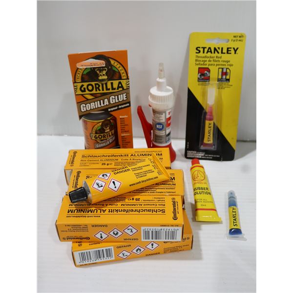 LOT DE 11 ADHÉSIFS ASSORTIS