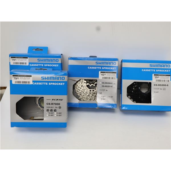 LOT DE 4 CASSETTES SHIMANO ASSORTIES