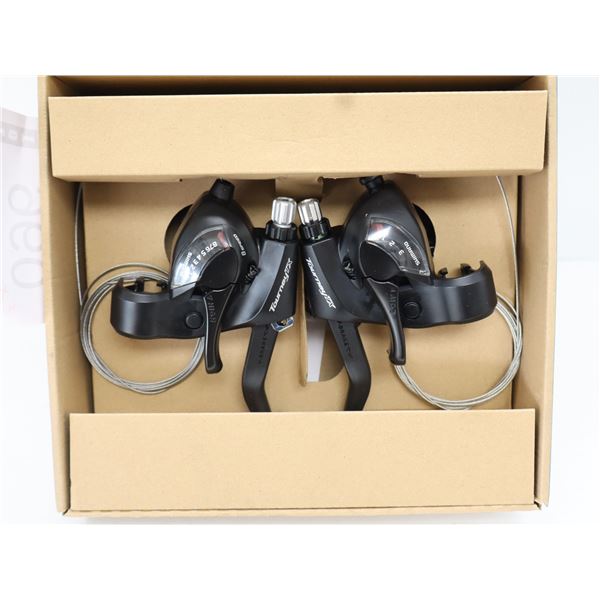 ENSEMBLE LEVIERS FREIN/VITESSE SHIMANO TOURNEY 3X8