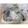 Image 1 : LOT D’ACCESSOIRES SHIMANO ASSORTIS (BACS NON INCLUS)