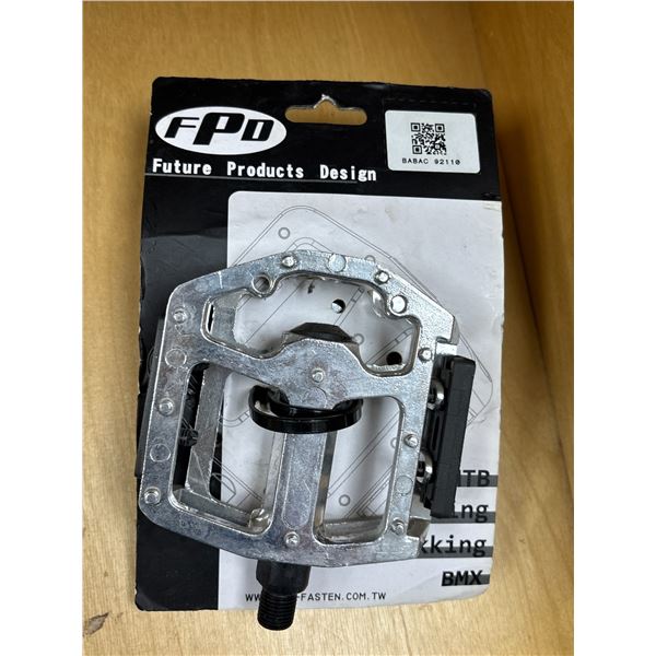 PÉDALES FPD EN ALLIAGE ARGENT 1/2 PO #92110