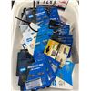 Image 1 : LOT DE 45+ ATTACHES RAPIDES KMC RÉUTILISABLES ASSORTIES (BAC NON INCLUS)