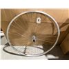 Image 1 : ROUE AVANT SUNRIMS CR18 700C ARGENT