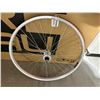 Image 1 : ROUE ARRIÈRE DAMCO 24 X 1,75 ARGENT