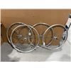 Image 1 : LOT DE 4 JANTES 700C ASSORTIES
