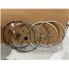 Image 1 : LOT DE 4 JANTES 700 ASSORTIES
