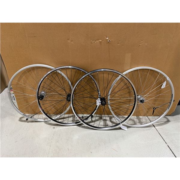 LOT DE 4 JANTES 26 PO ASSORTIES