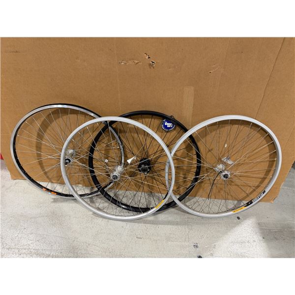 LOT DE 4 JANTES 26 PO ASSORTIES