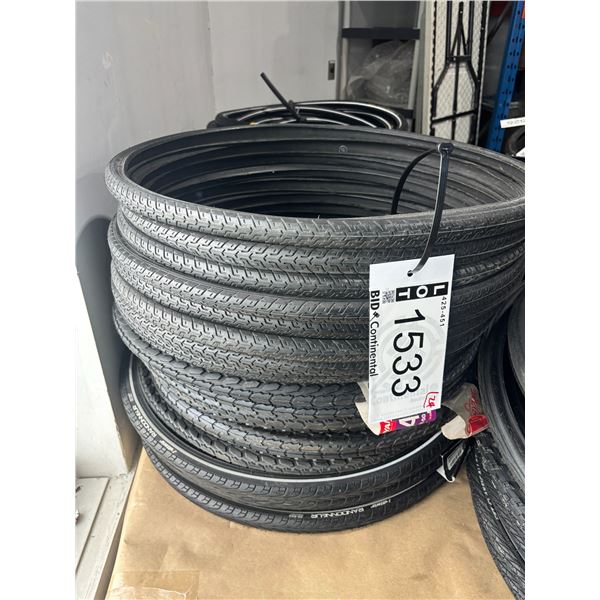 LOT DE 24 PNEUS ASSORTIS