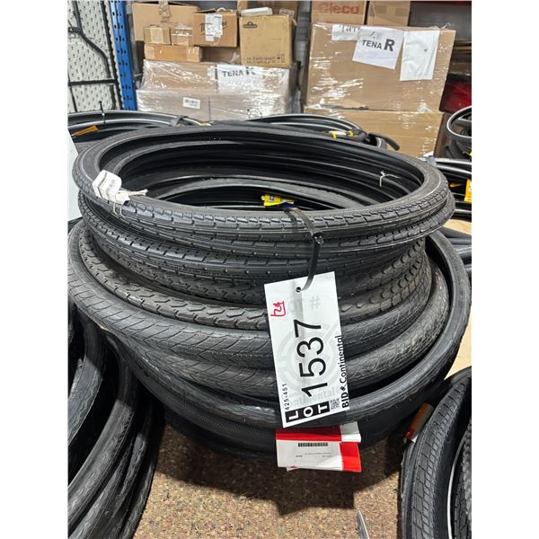 LOT DE 24 PNEUS ASSORTIS