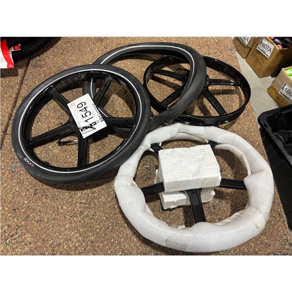 LOT DE 3 JANTES GOCYCLE NOIRES LUSTRÉES À 5 BRANCHES AVEC 2 PNEUS