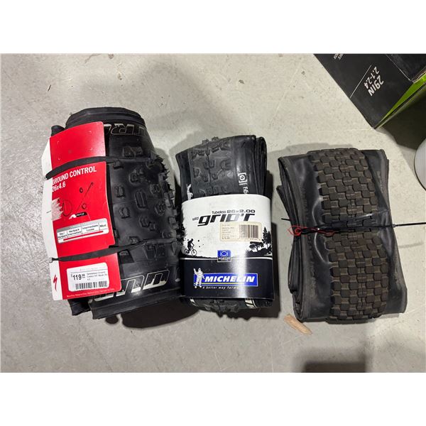 LOT DE 3 PNEUS FAT BIKE