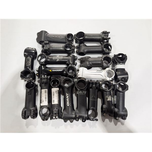 LOT DE 20 POTENCES EN CARBONE ASSORTIES