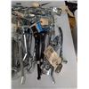 Image 2 : LOT DE 30 BÉQUILLES DE VÉLO ASSORTIES
