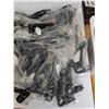 Image 2 : LOT DE 30 BÉQUILLES DE VÉLO ASSORTIES