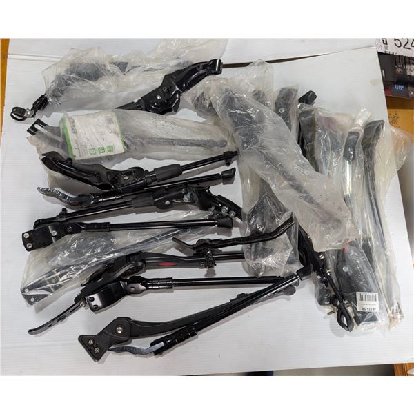 LOT DE 20 BÉQUILLES DE VÉLO ASSORTIES